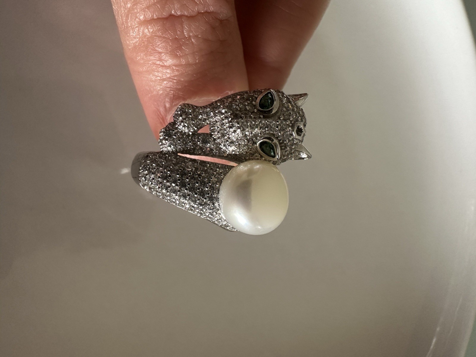 Ring 925 Silver Panther Head, Green Eye Cubic Zirconia With Pearl 7_8 Size