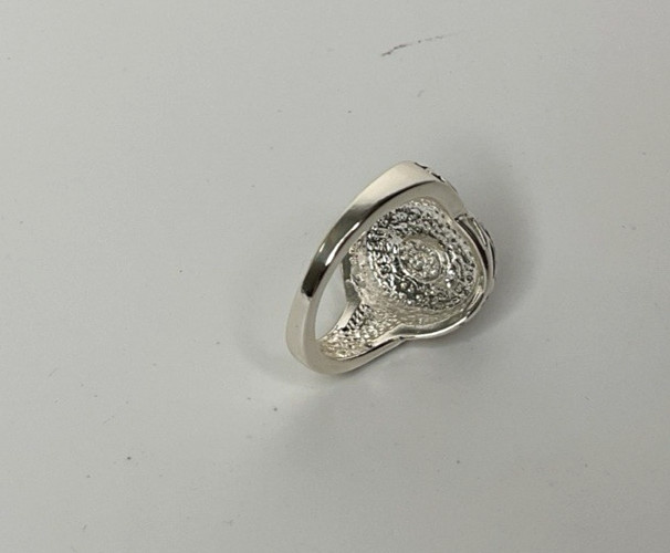 Premier Designs Spice Ring Red Oval Cabochon Size 8 Silver Tone Finish 139