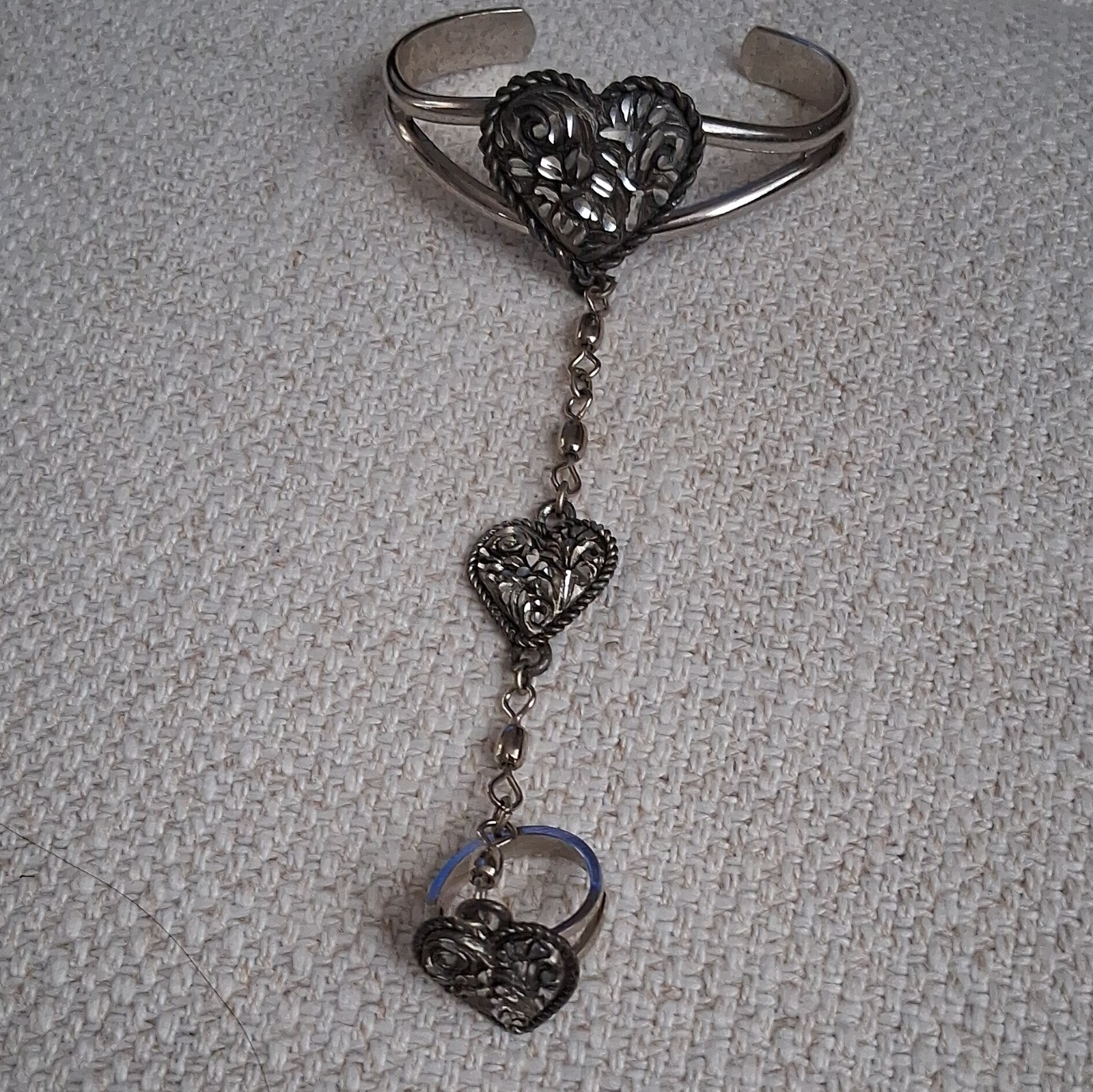 Silver Tone Heart Cuff Charm Bracelet Dangle Heart Link Chain Adjustable Love