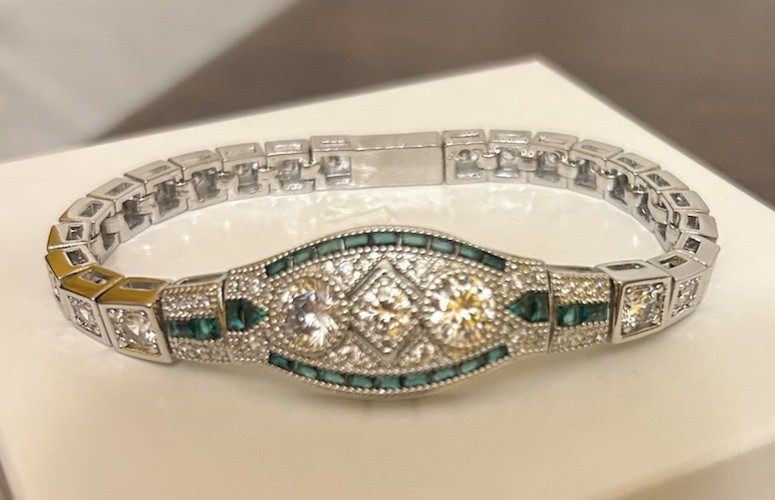 Silver Tone Emerald Green CZ And Diamond CZ Art Deco Inspired Bracelet NWT