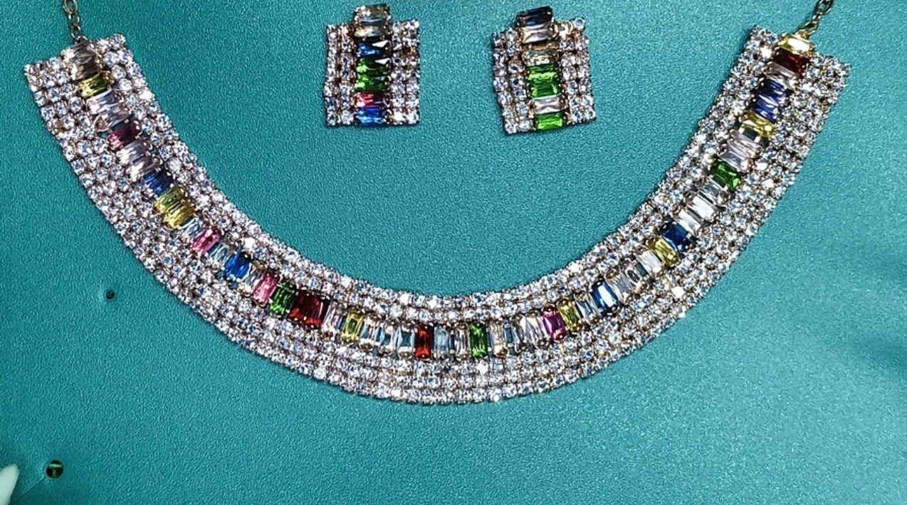 Latest Design Multicolored Choker Necklace With Earrings For Women And Girls