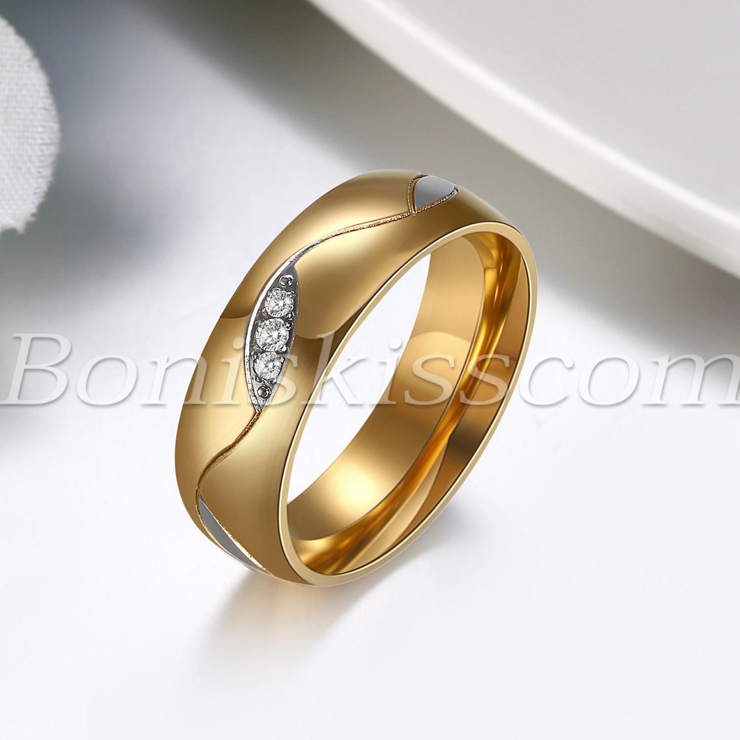 Couples Men’s Women’s Classic Gold Stainless Steel Ring Comfort Fit Wedding Band