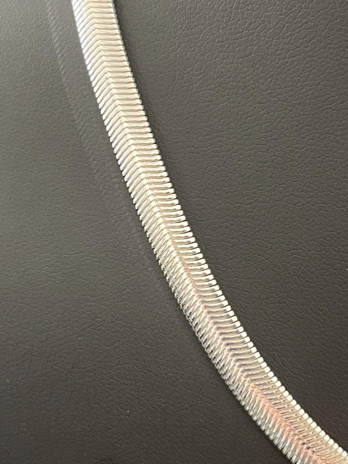 Elegant 925 Silver Plated Flat Snake Chain 6mm Wide 20″ Long Fast Free Shipping!