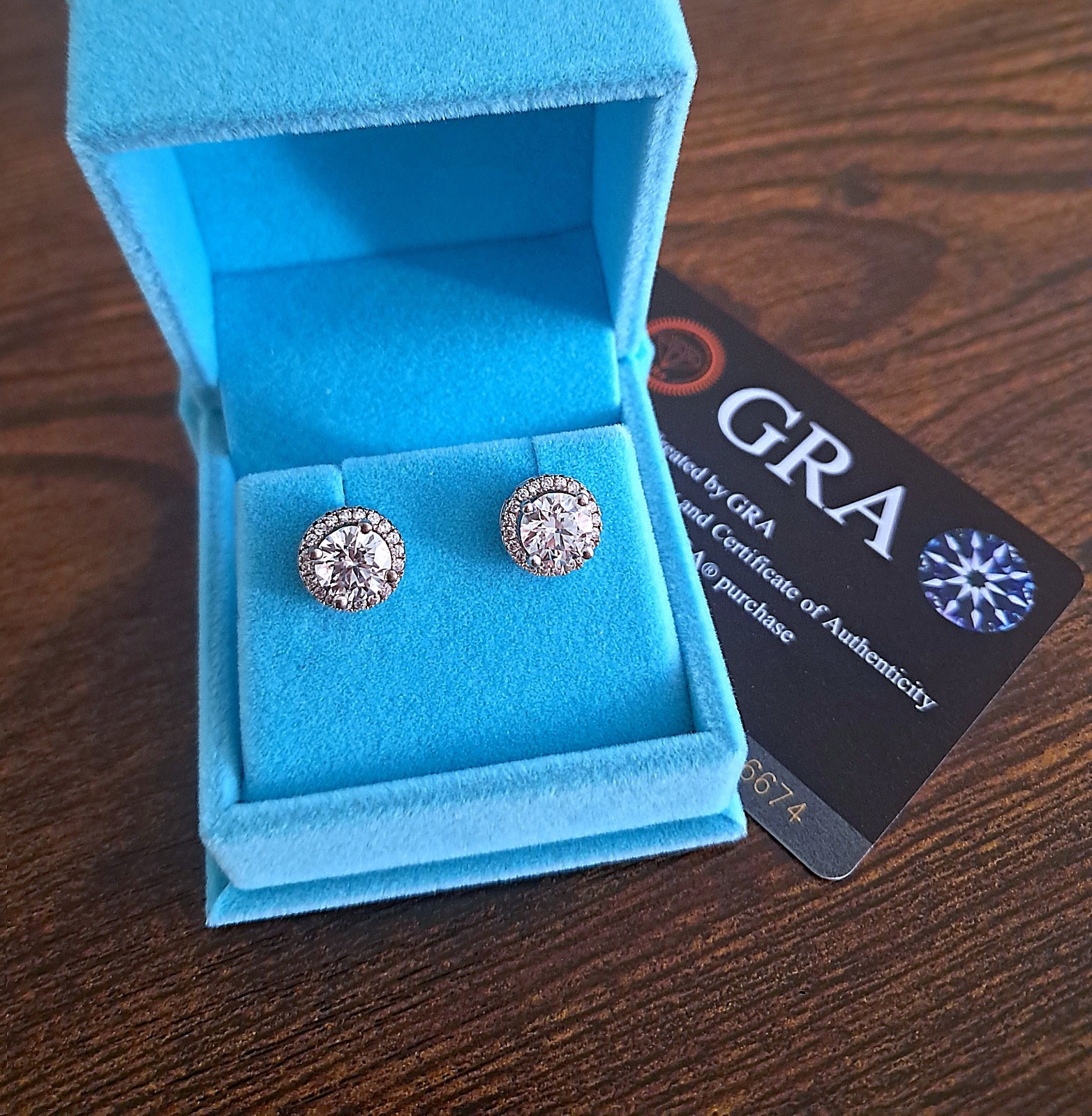 50% OFF! Jared 3 CT White Sapphire Stud & Halo Earring Set (Retail $479.99)