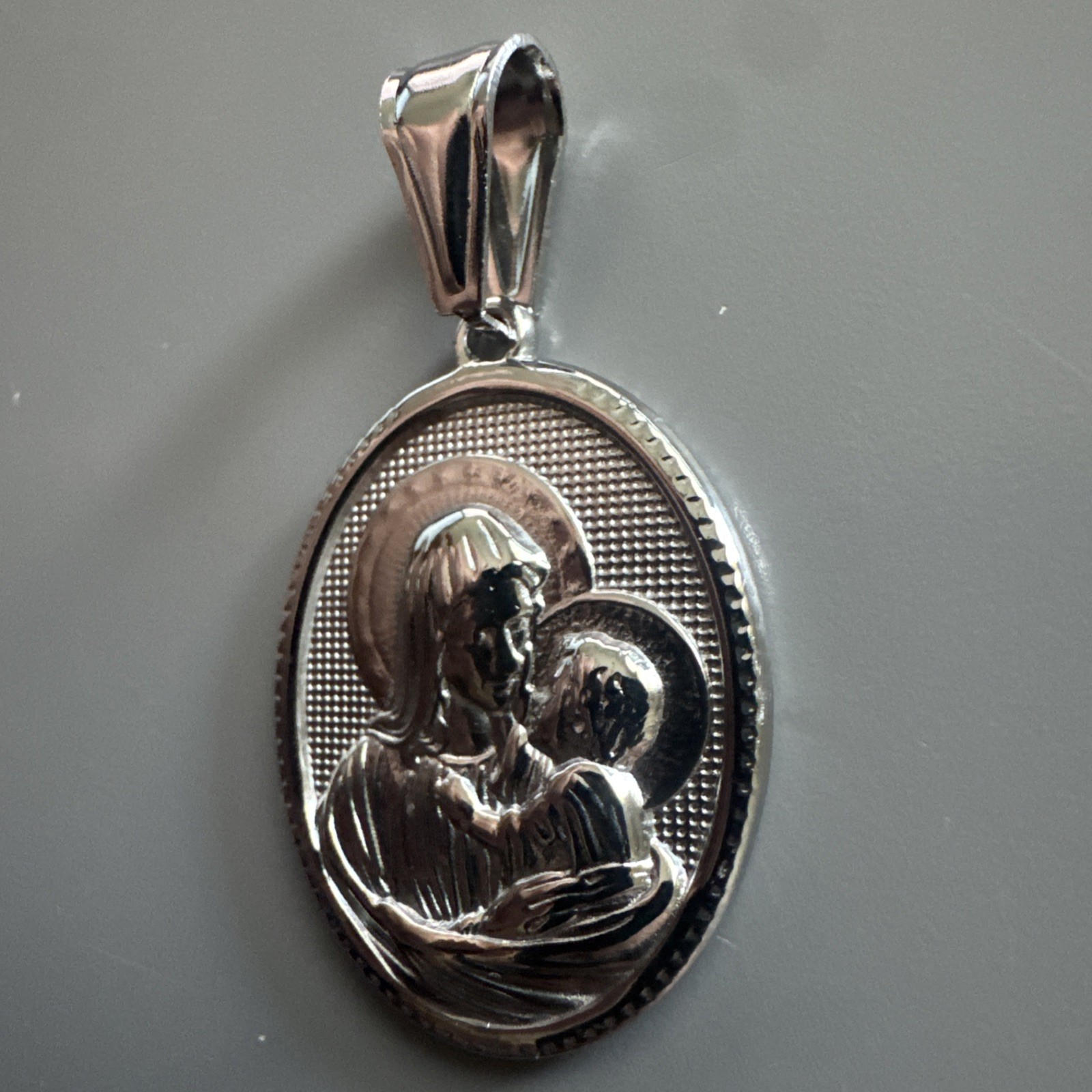 Virgin Mary Madonna Child Jesus Oval 24” Religious Medal Pendant Stainless