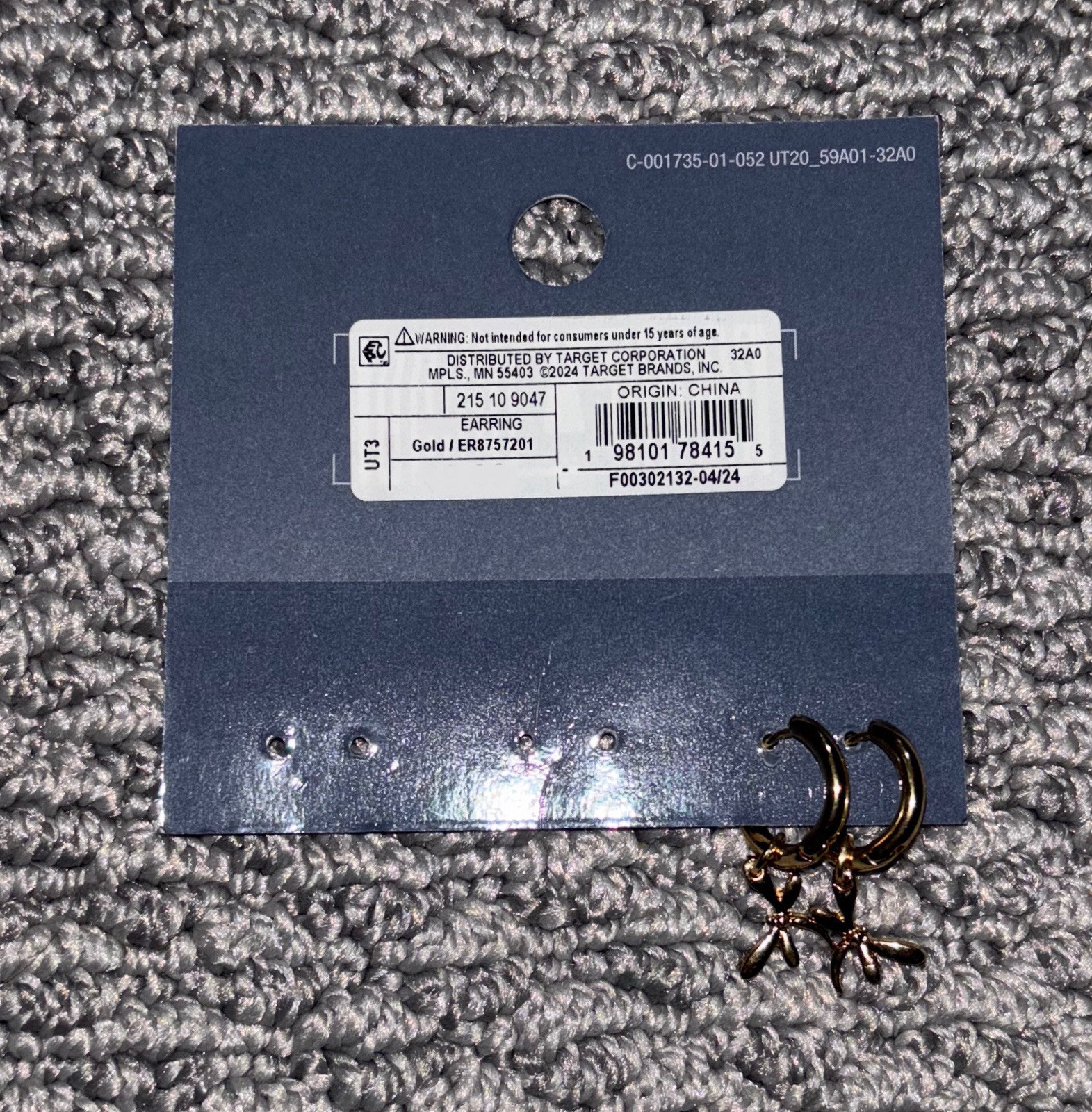 Universal Thread Hoop Dragonfly Earrings – Gold Tone – Nickel-free – NEW