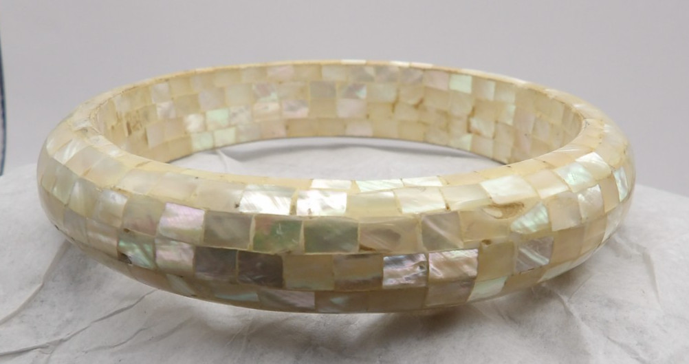 Ivory Shell Tiled Bangle Bracelet Woman’s – 2 5/8 in dia.