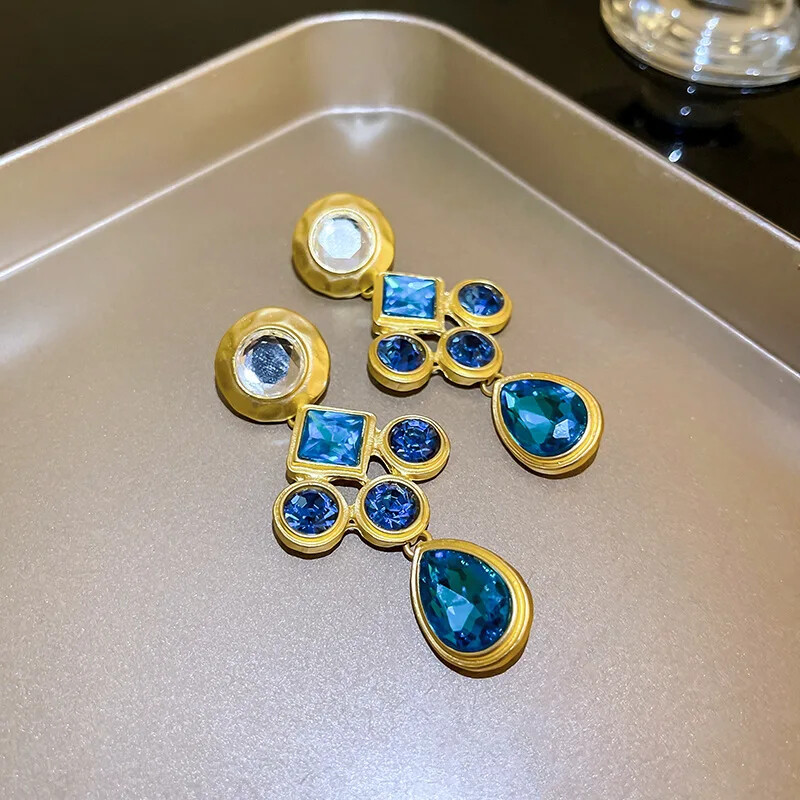 women rhinestone inlaid droplet earrings luxury fashionable earrings for women