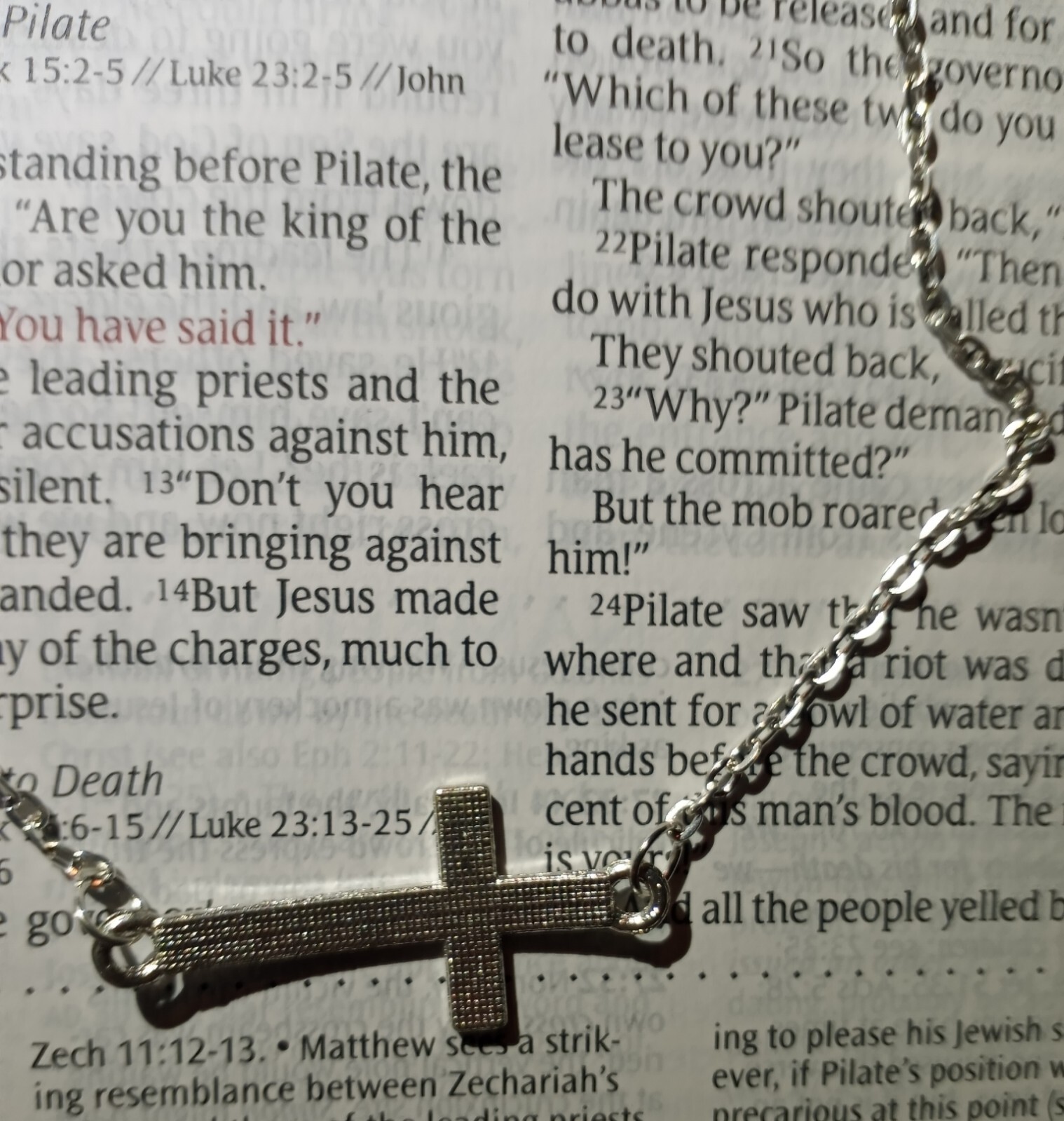 SIDEWAYS CROSS CRUCIFIX NECKLACE CHAIN FREE JEWELRY BOX