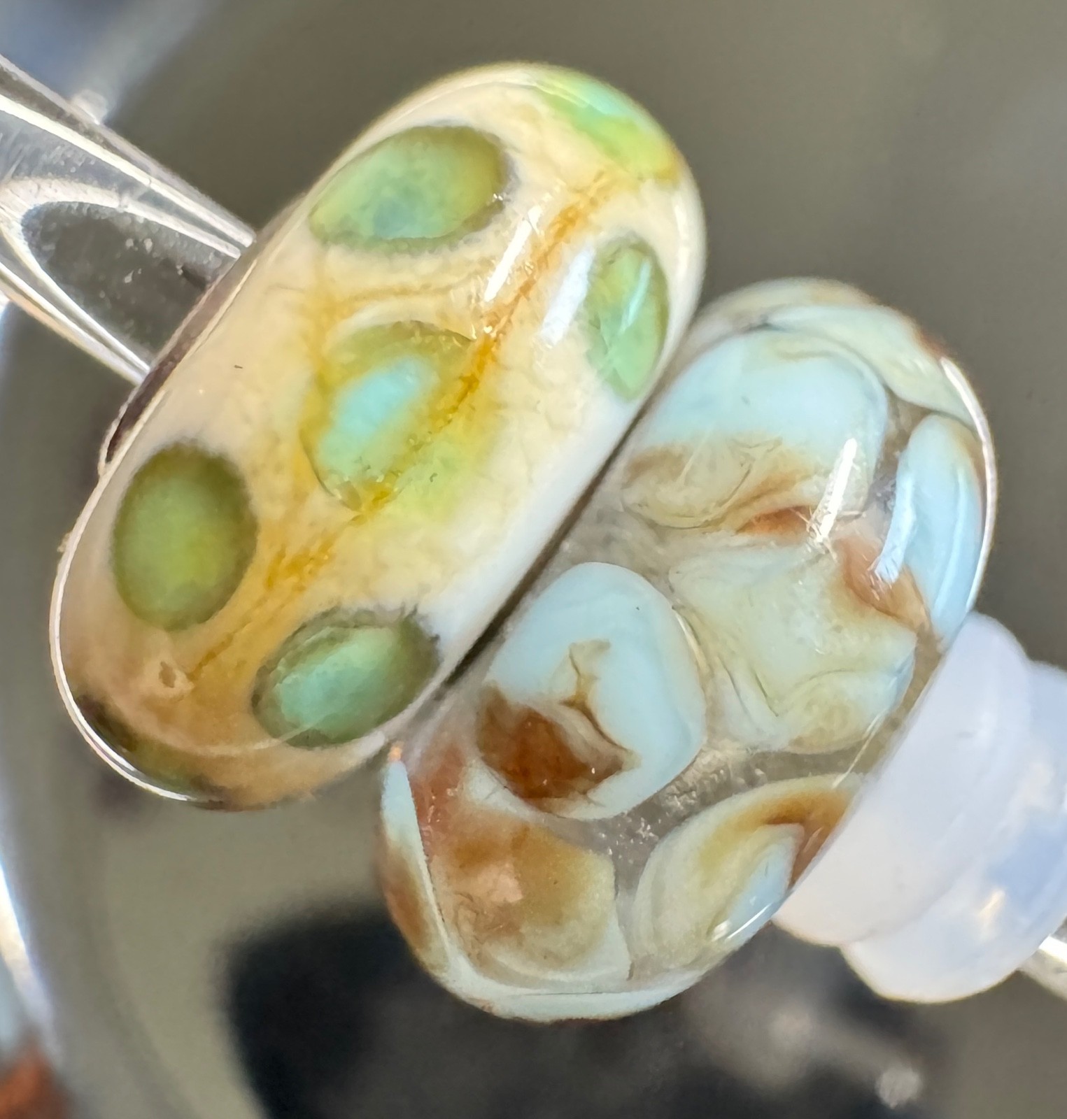 (SET OF 2) Trollbeads FUR DOT TGLBE-10288 & RARE GREEN DOT TGLBE-10305