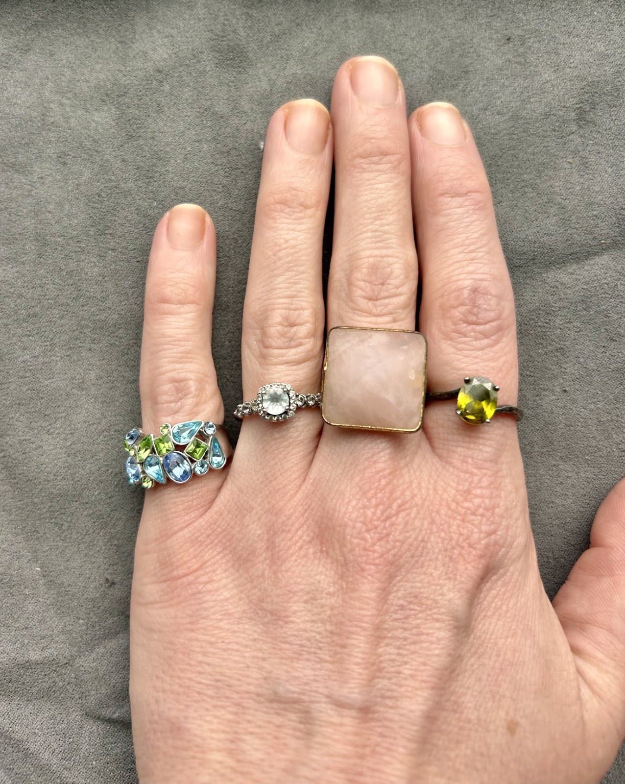 Lot of fashion rings costume jewelry various sizes