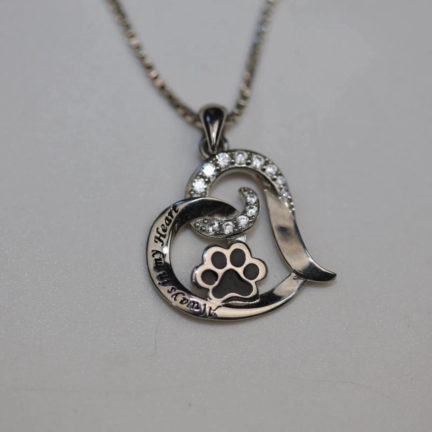 Necklace 18 Inch Chain Silver Sterling Paw Print Pendant Heart Dog