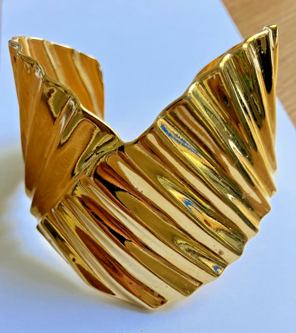 DRAMATIC GOLD CUFF BRACELET – APPROX. 1.5 TO 2″ WIDE – RIPPLED & SHAPED