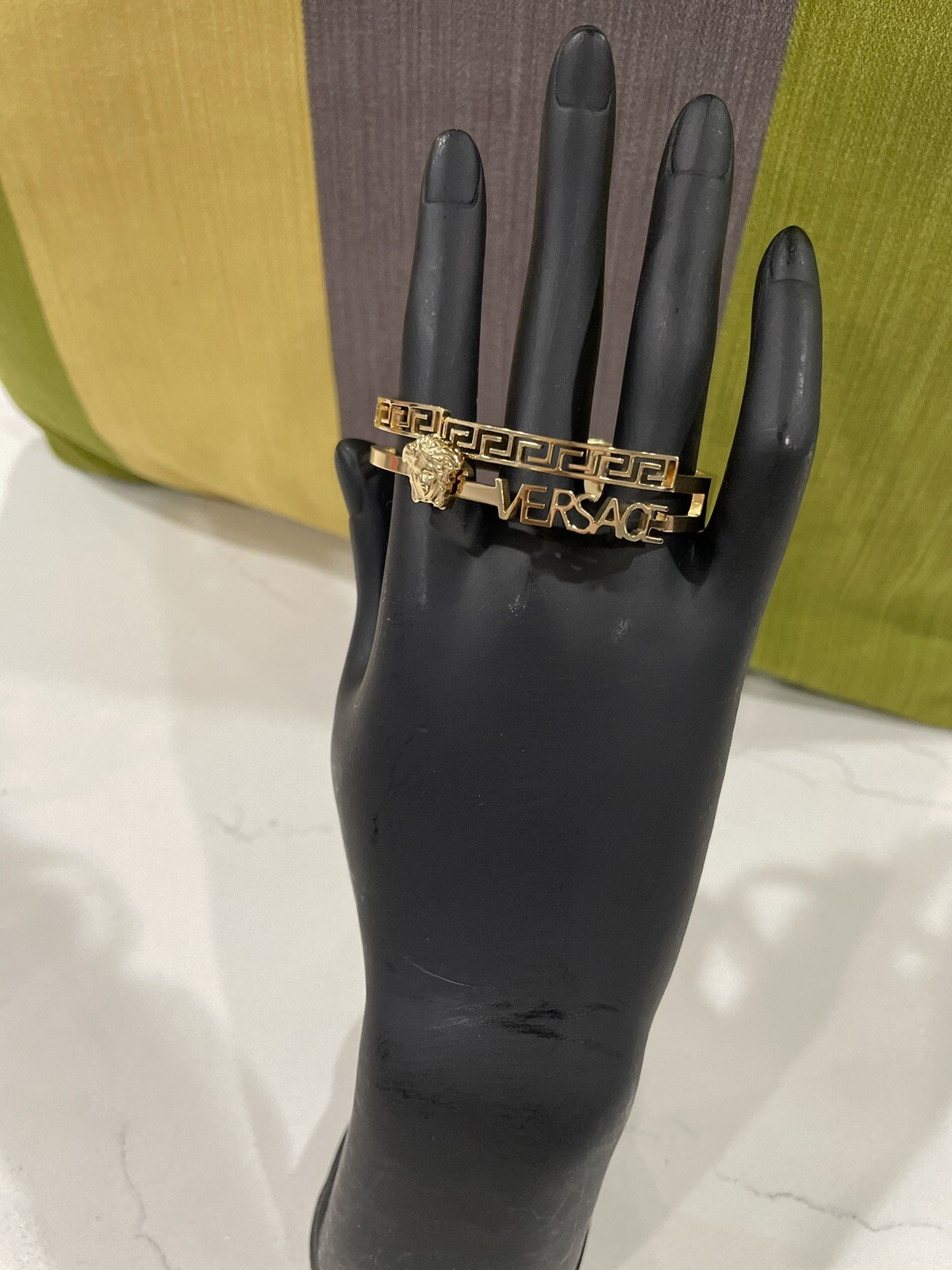 Durable, Lightweight And Long-lasting Fashion Bracelet