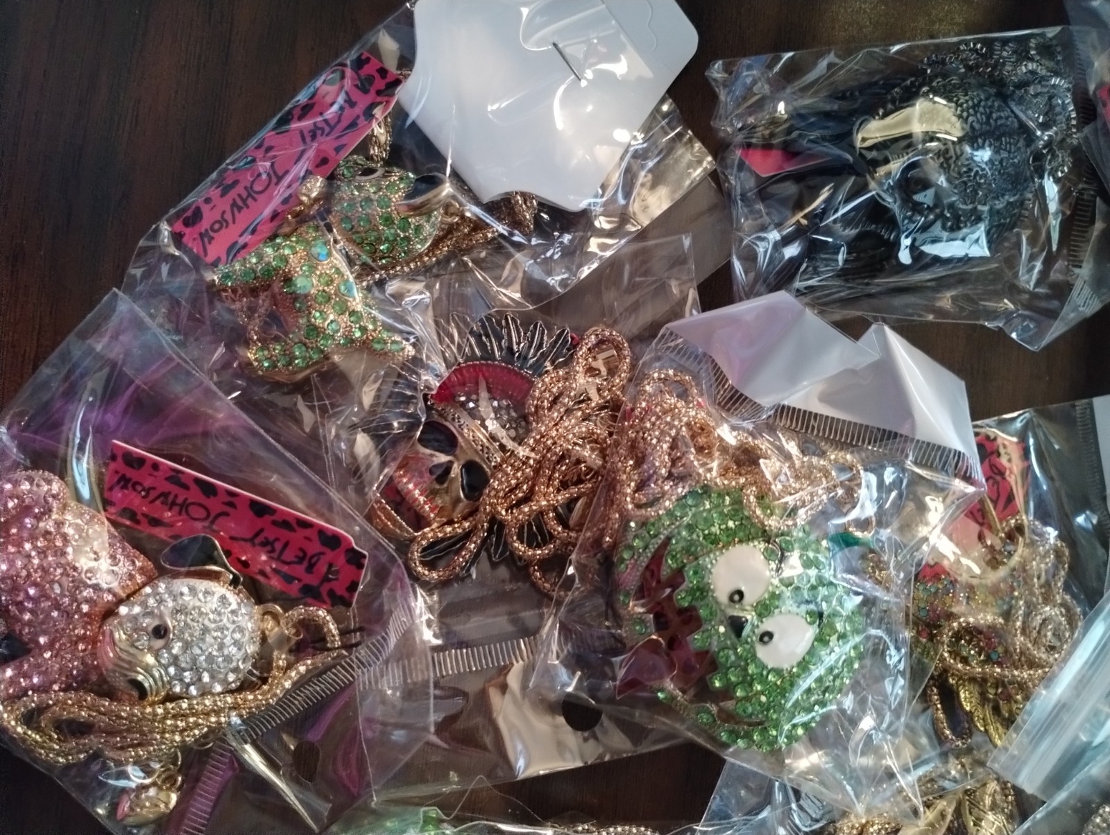 BETSEY JOHNSON Rhinestone novelty pendant necklaces/ Pins Wholesale lot Of 25