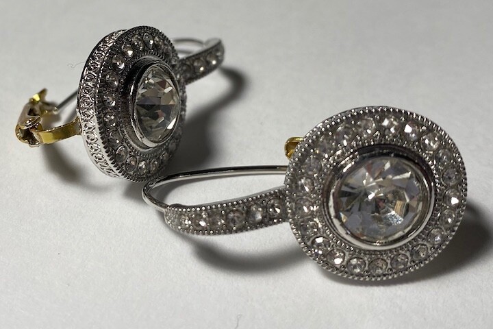 Earrings – Round Glass and Metal 3mm Drop – NEW