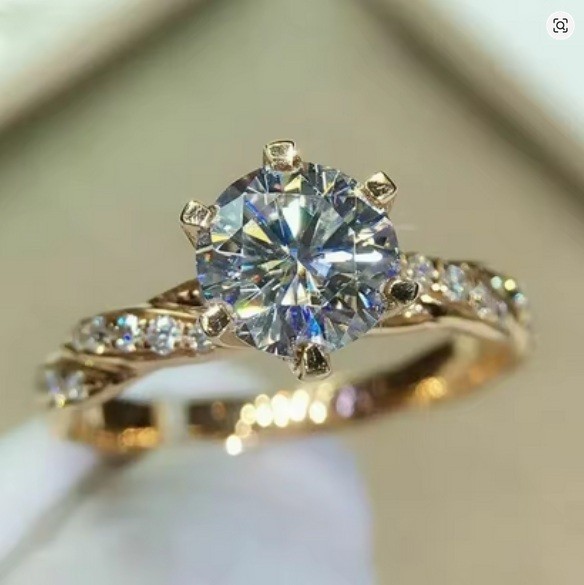 Gold Tone Cubic Zirconia Solitaire Ring Wedding Style UK O US 7 New