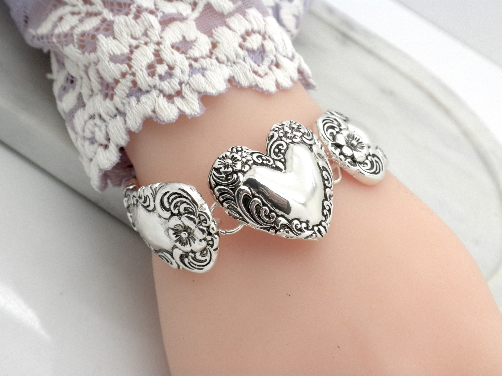 Heart Spoon Replica Bracelet Women’s NEW