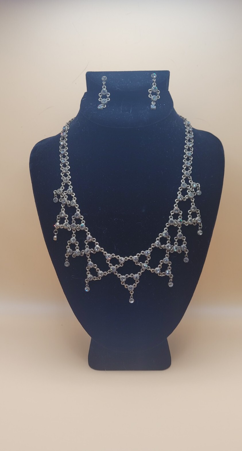 Sweet Romance Chain Dazzling Rhinestone Web Design Bib Necklace Earring Set