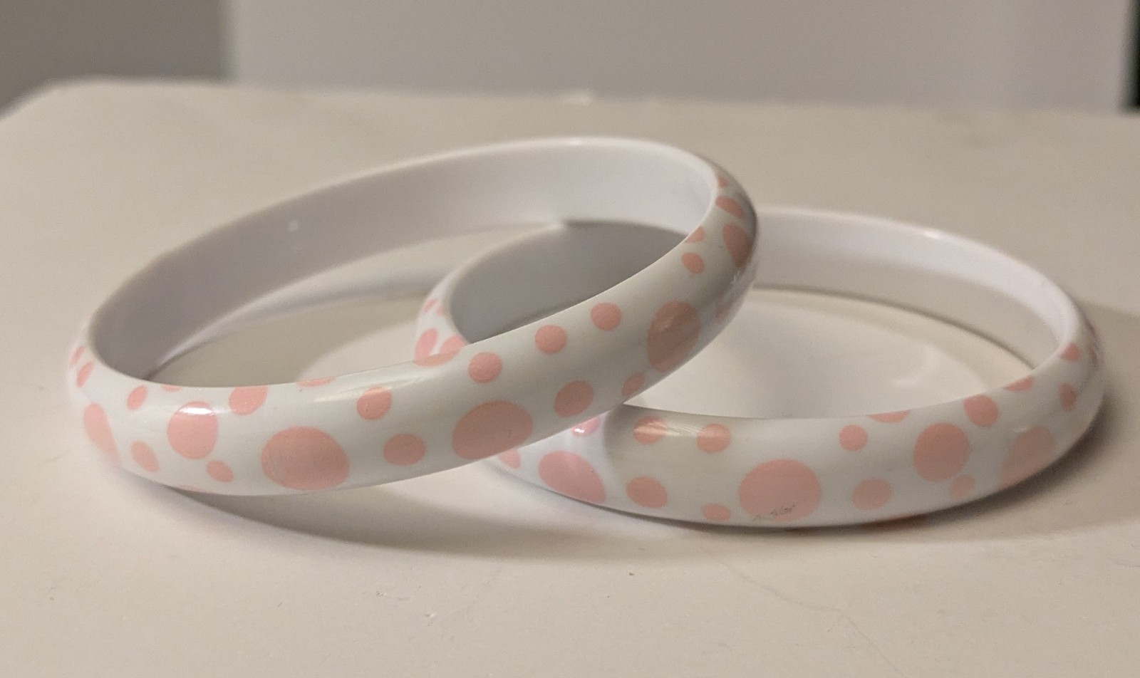 Vtg Bangle Bracelets Pair White W/ Pale Pink Polka Dots Retro Chunky Jewelry 80s