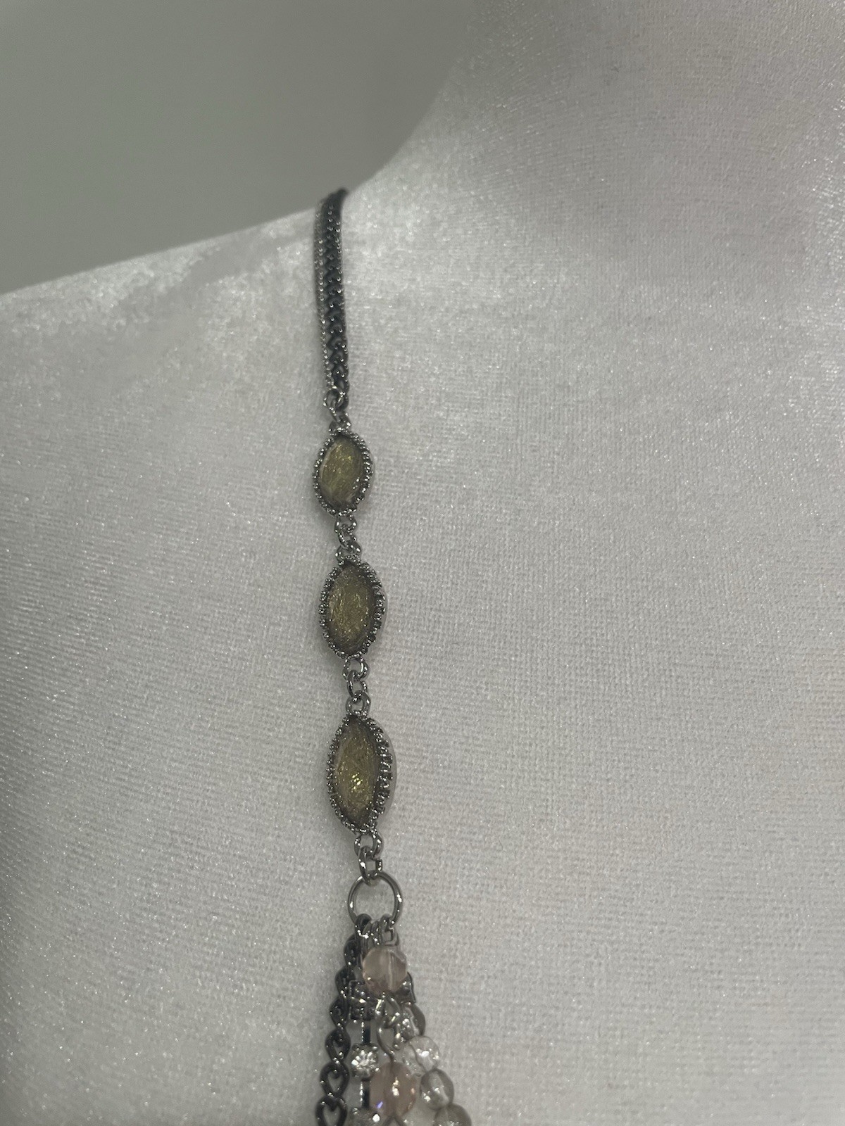 NWT Vera Wang Simply Silver Tone MultiColored Crystal Beaded Layered Necklace