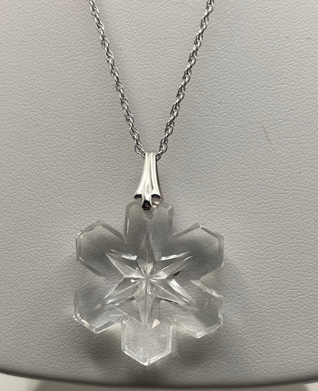 Gorham Snowflake Pendant Sterling Silver 17” Necklace With Box