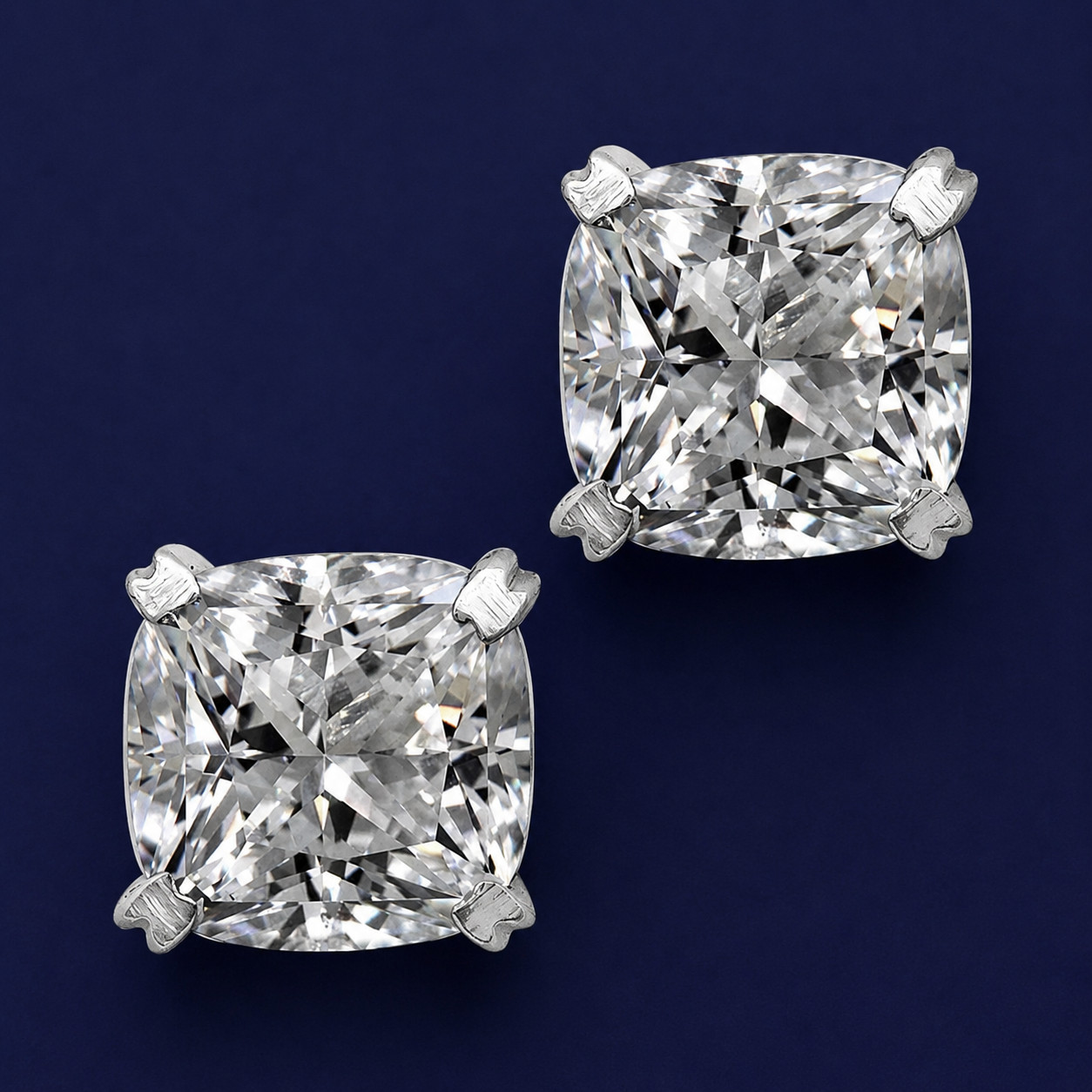 7mm Cushion cut White CZ 925 Sterling Silver Unisex Solitaire Stud Earrings