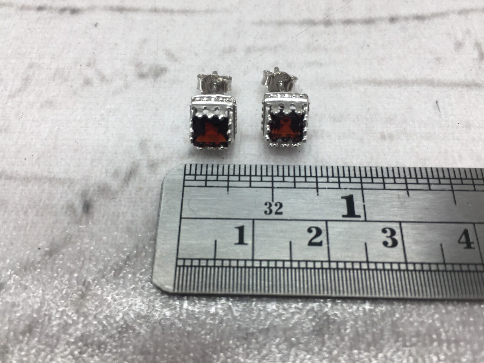 Square Princess Cut Red Garnet Sterling Silver Crown Stud Earrings ZALES SELLOUT