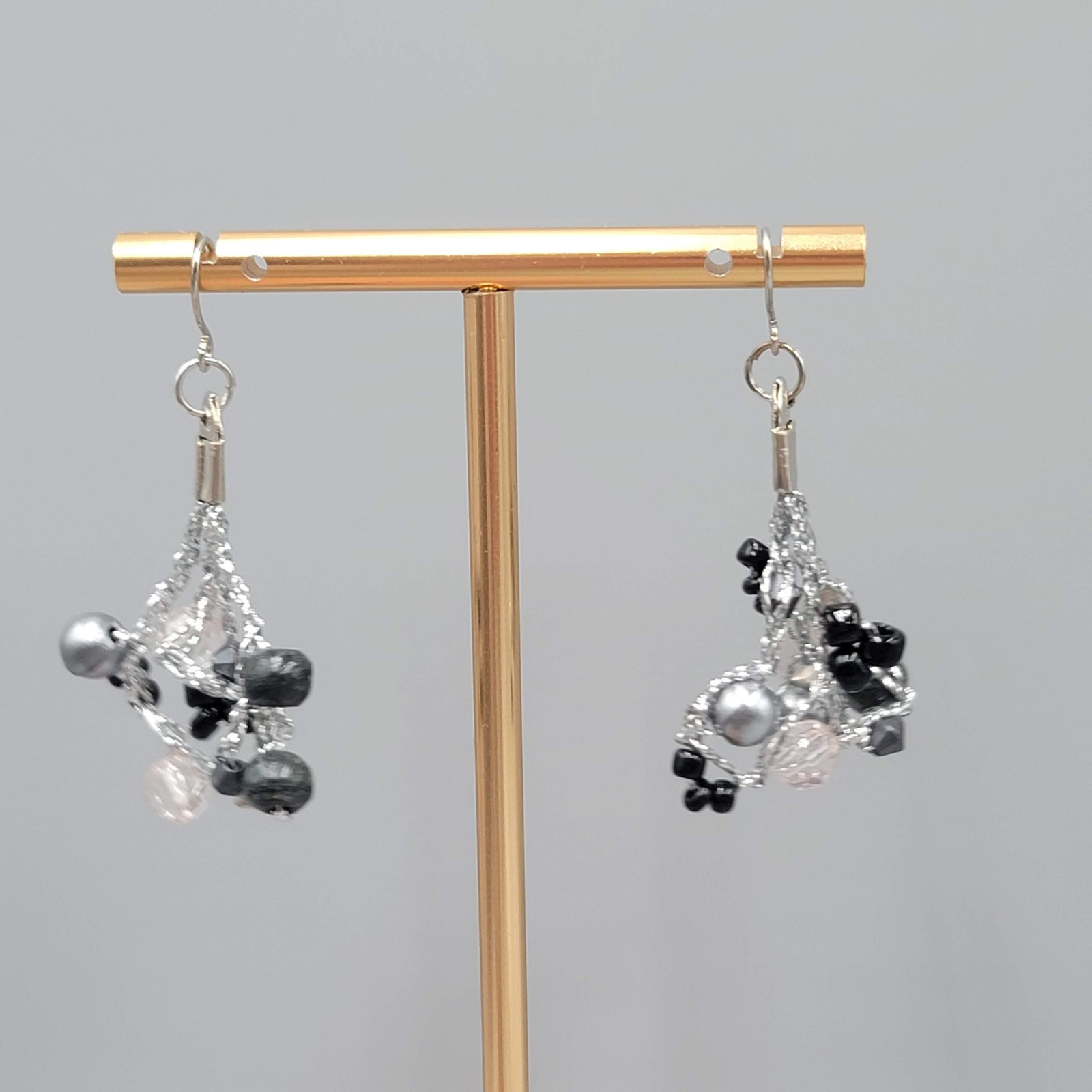 Pierced Earrings Silver tone Dangle Black Gray 1.5″