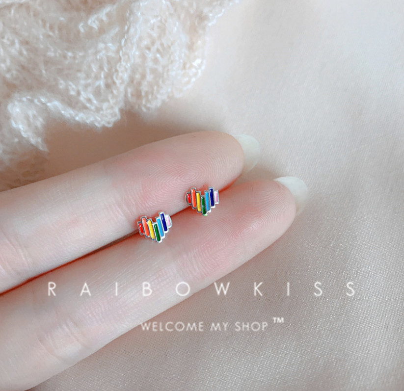 LGBTQ Gay Rainbow Pride Heart Stud Earrings In 925 Sterling Silver Gift Box H3