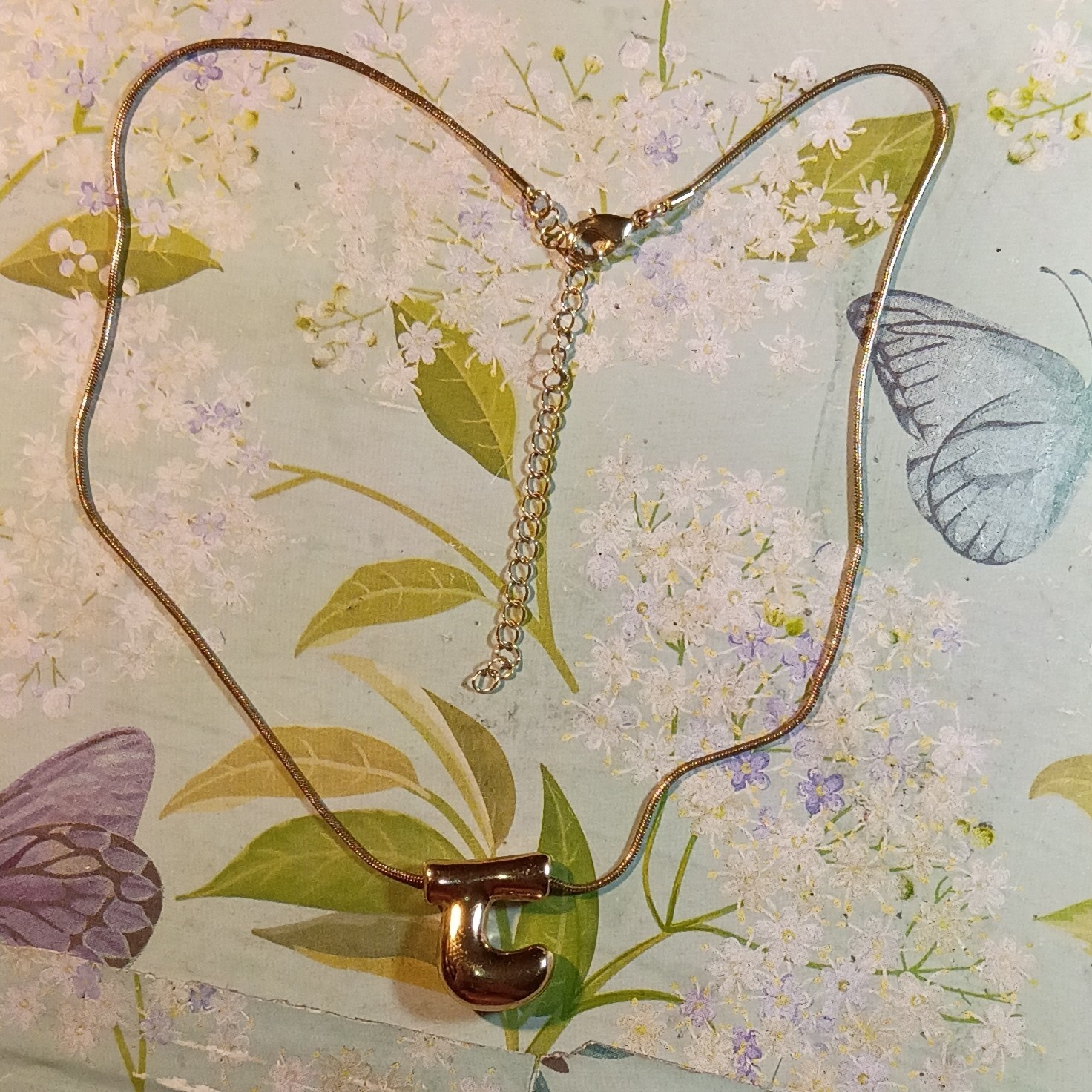 Gold Tone Metal Snake Chain Necklace Letter J Pendant Adjustable Lobster