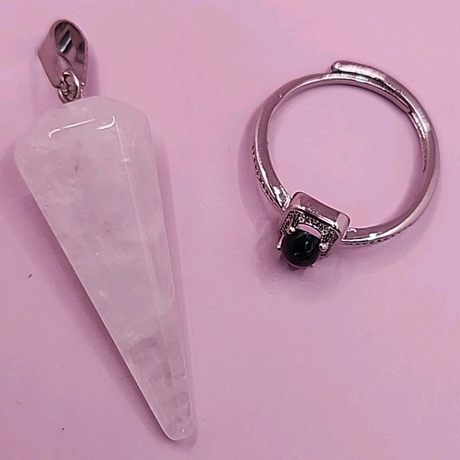 NEW TGS Jewelry Crystal Necklace Pendent (4cm) + Bonus Ring Size 6.5