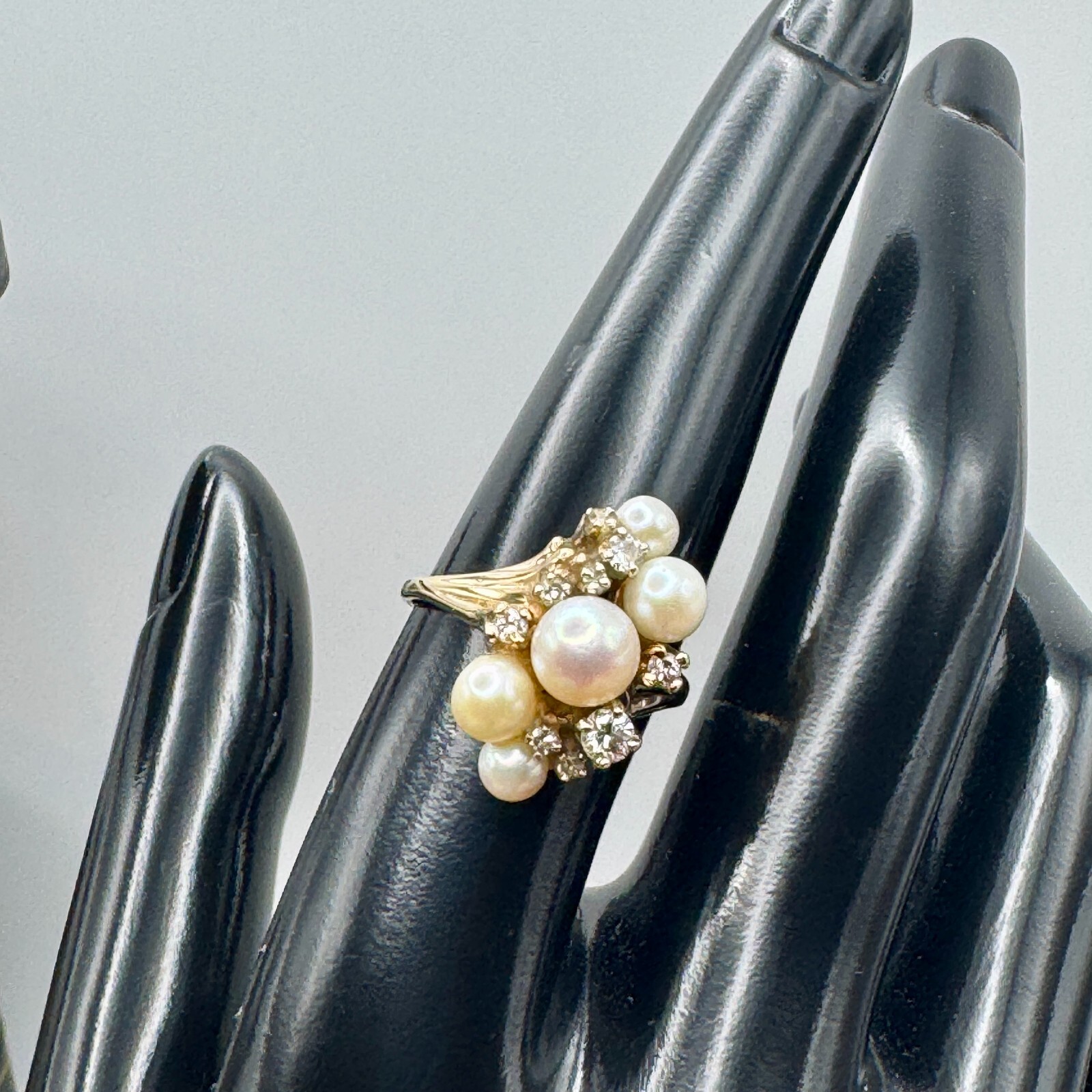 Solid 14k Gold Ring with Diamonds and Pearls / Size 6.85 / 5.6 Grams
