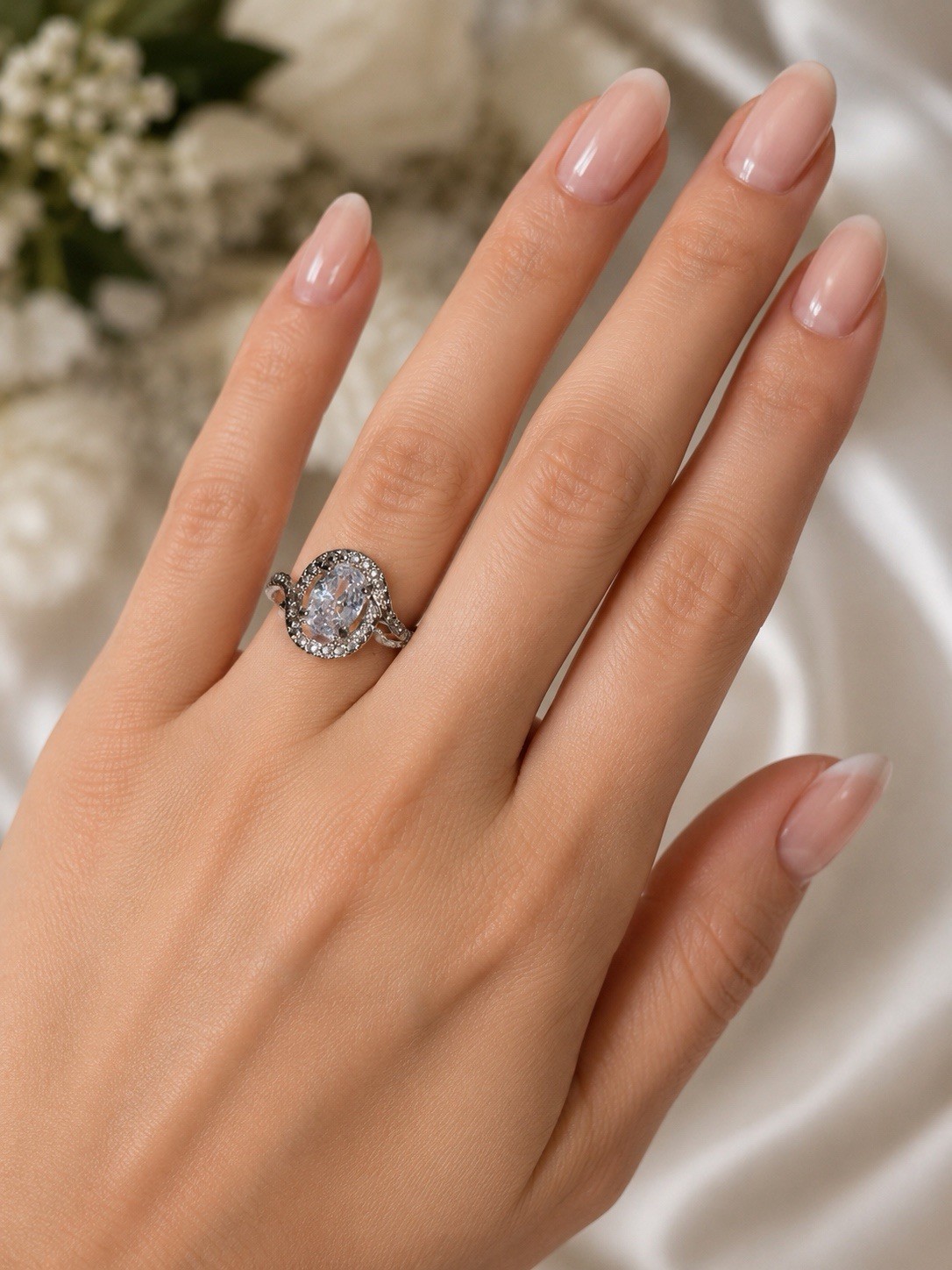 New Size 6 1/2 Women’s Ring Rhodium Plated Cubic Zirconia Stone ￼