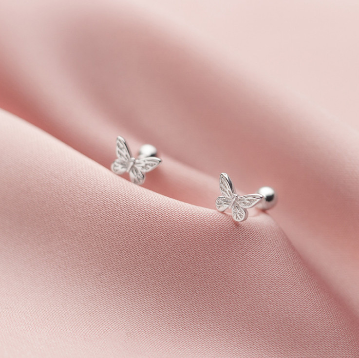 925 Sterling Silver Plated Lovely Tiny Butterfly Screw Back Stud Earrings F16