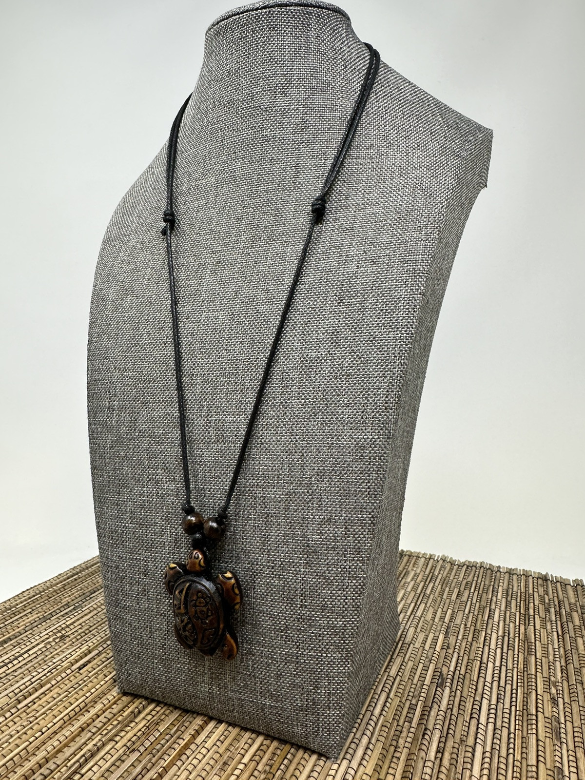 Handmade Turtle Pendant Necklace – Rasta (Hand-Painted), White, Brown – Taino