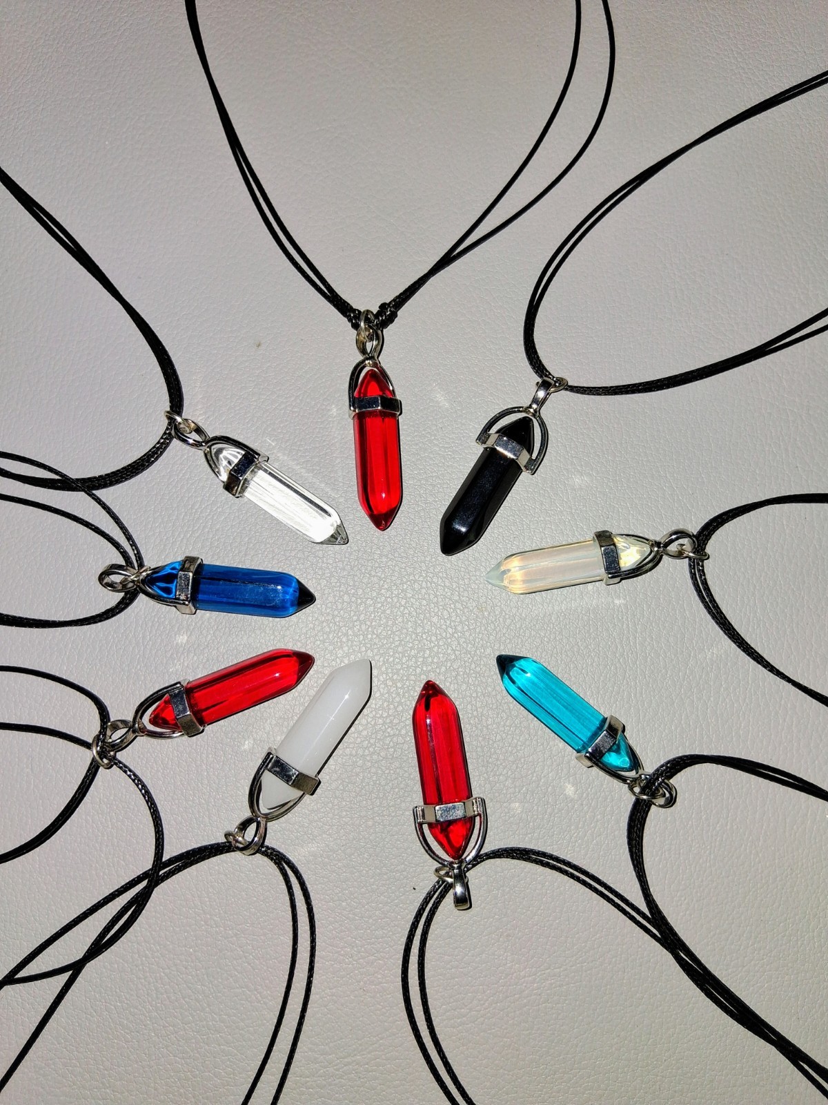 pendant necklace, new, color stones