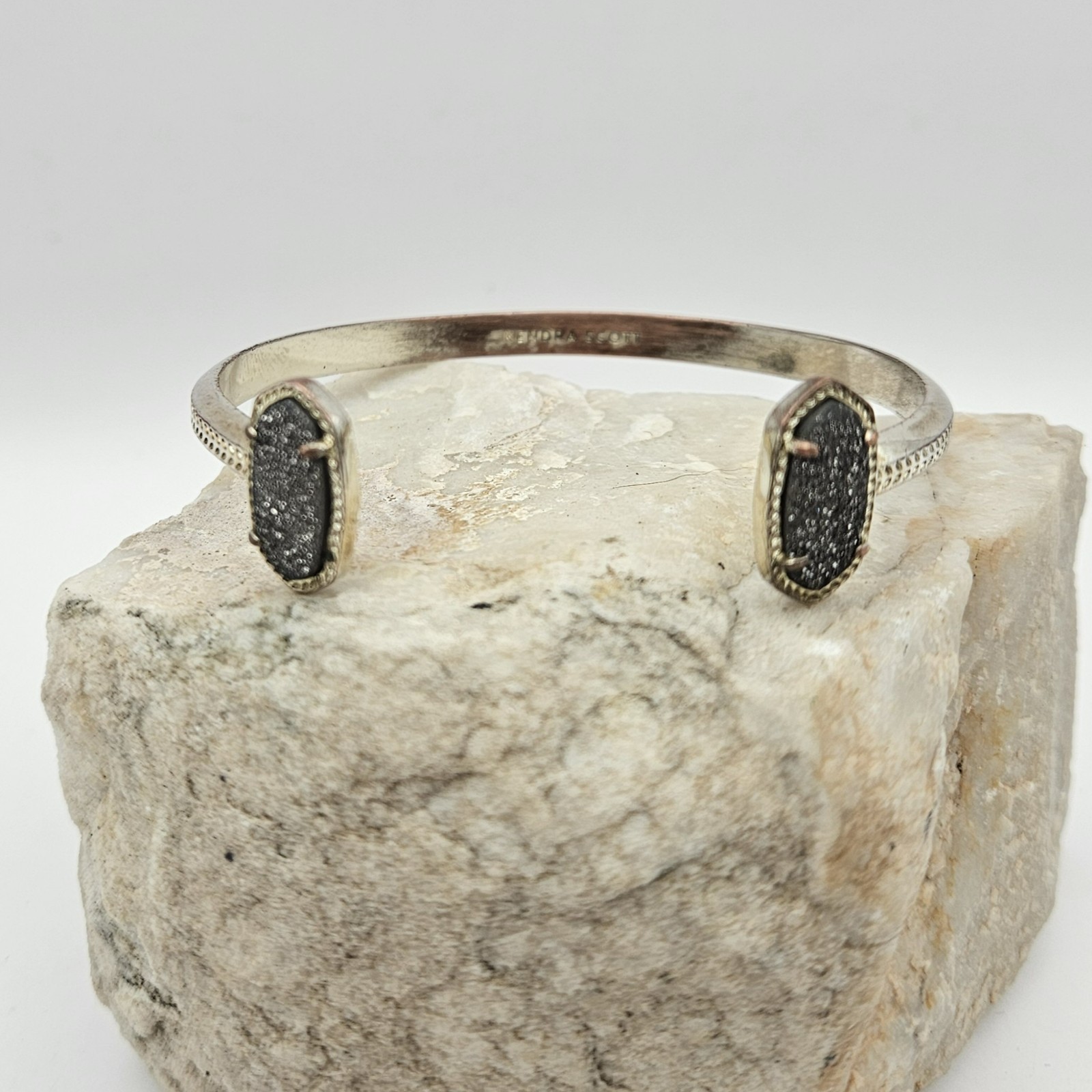 Kendra Scott Elton Open Cuff Bracelet – Black Drusy Stones