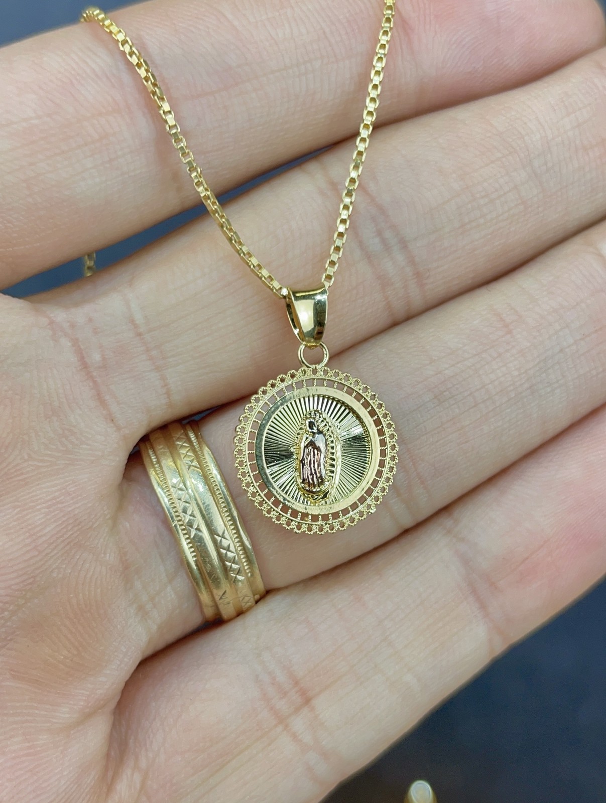 Box Link Chain 17″ With Virgen de Guadalupe Pendant Necklace 17x15mm for Womens