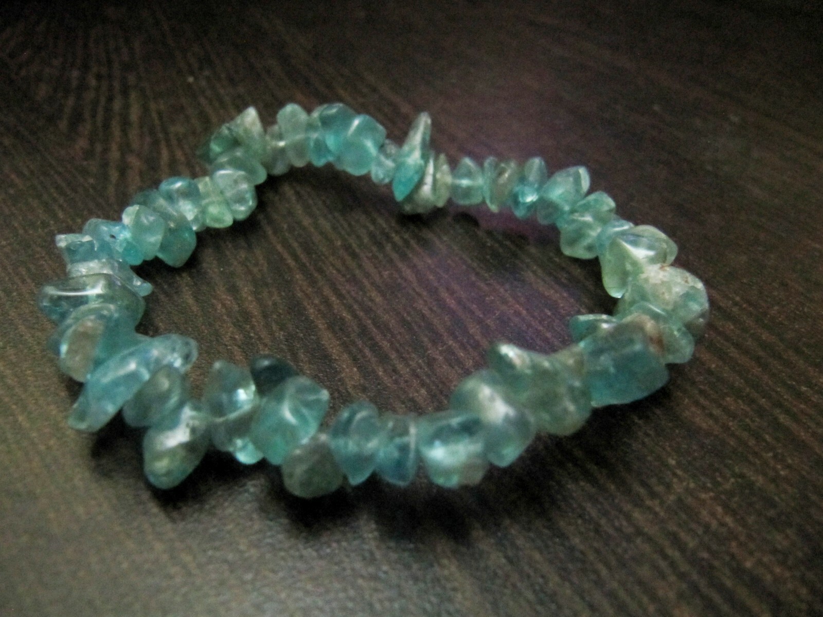 Natural Apatite Chip Stretchy Bracelet Uncut Nugget 6mm To 9mm 7 Inch