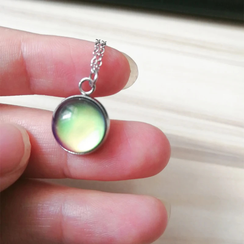 Color Changing Mood Temperature Glass Cabochon Necklace + Stud Earrings