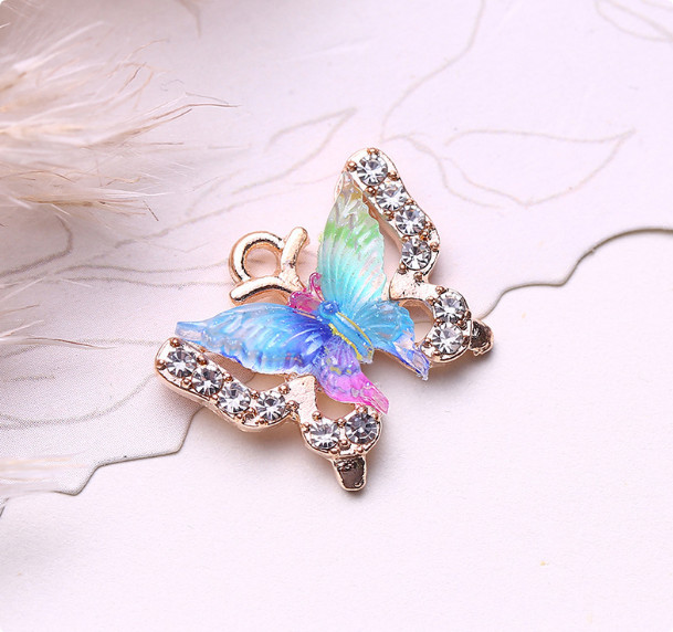 lot 50Pcs cartoon butterfly Charm bracelet necklace Pendants DIY Jewelry Makings