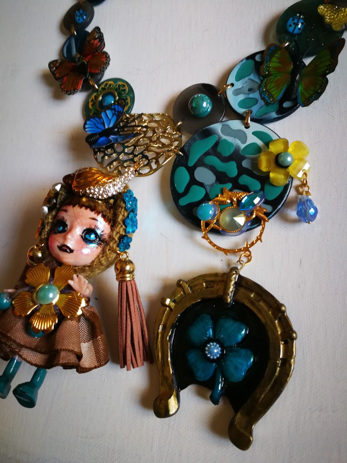 Horse Iron Four-leaf Clover Vintage Doll Head Jewellery Lucky Charm Butterfly