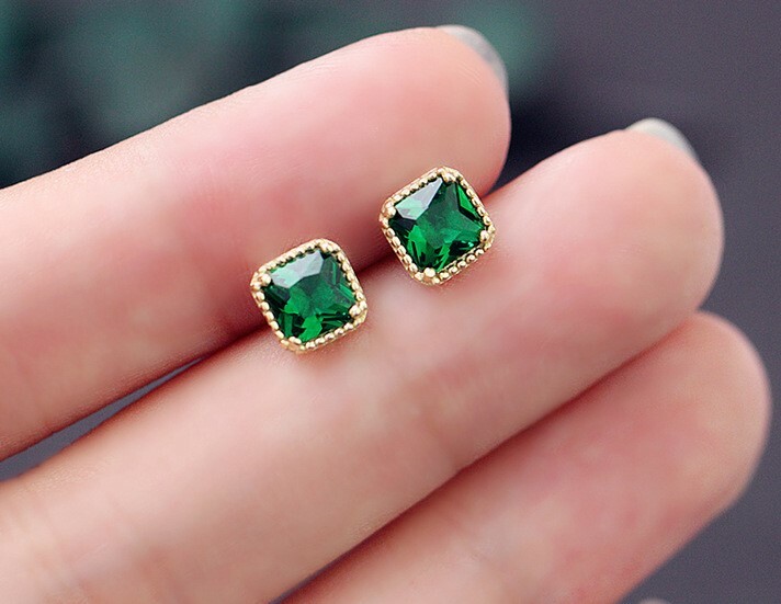 6mm 18K Gold in Sterling Silver Stud Earrings Square Green Cubic Zirconia F23