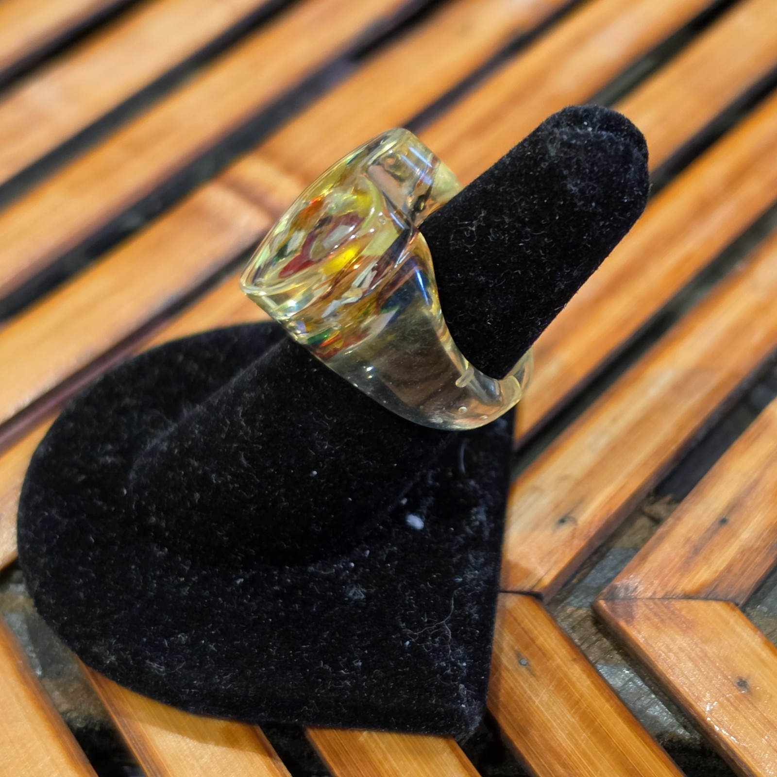 Vintage Clear Resin/ Lucite Heart Ring Size 6.5 Colorful Confetti Glitter Chunky