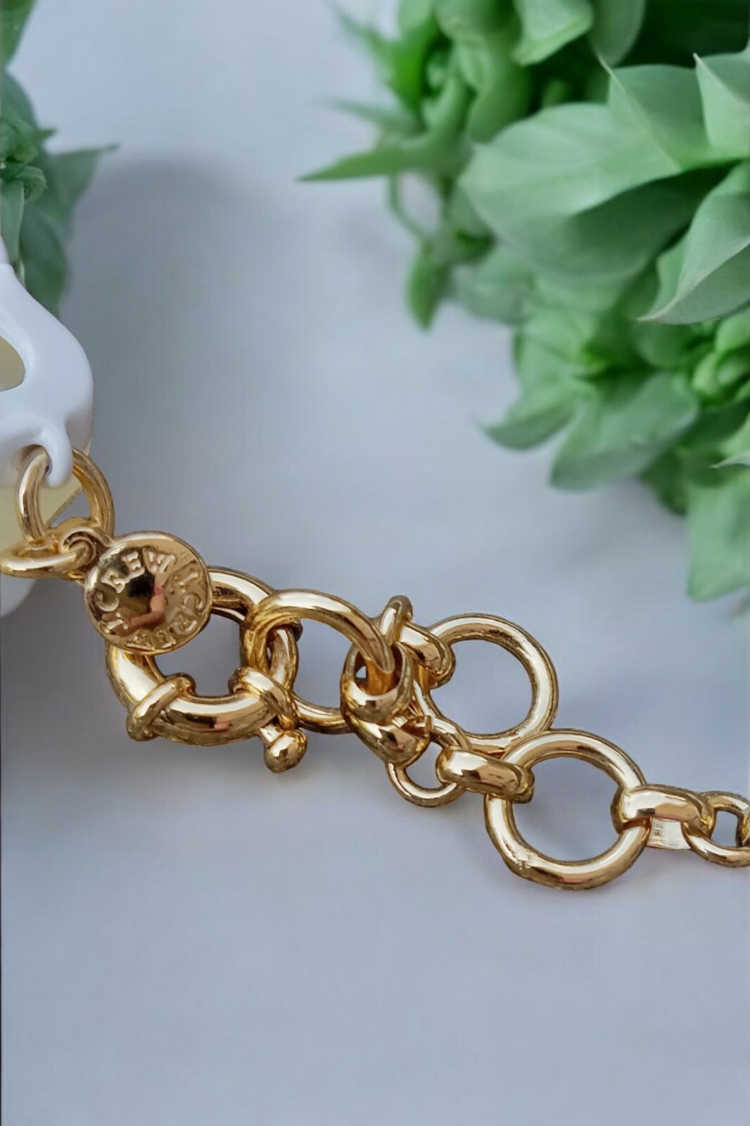 J Crew Cream White Stacked Translucent Fan Necklace