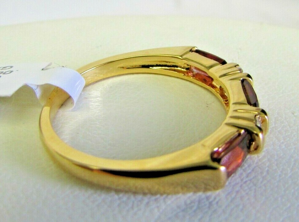 Allison Reed Gold Tone 3 Garnet Stone Ring Size 7 (O45 1326 05) NEW