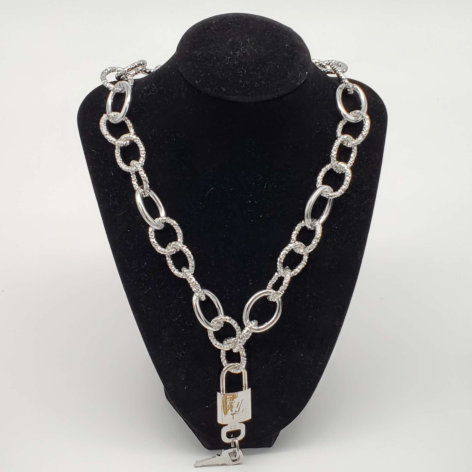 100% Auth Louis Vuitton Lock & Key with Unbranded Silver Plated Chain Necklace
