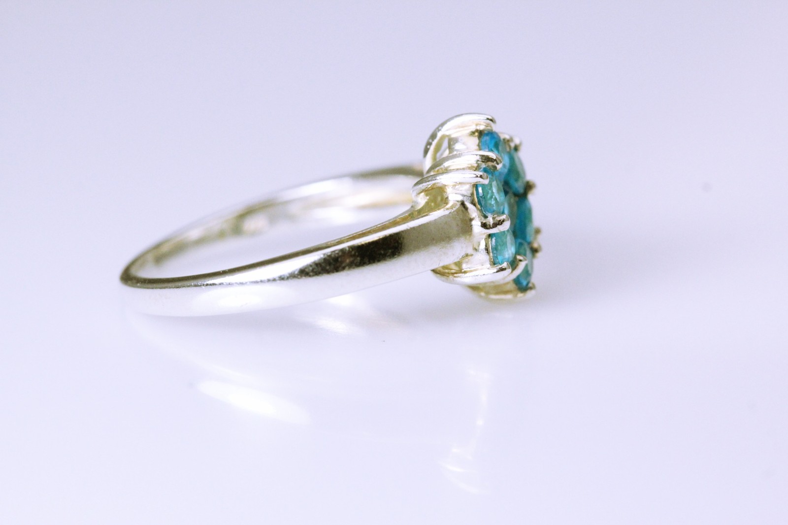 925 Sterling Silver Size 7.25 Floral Blue Stone Ring 3.2 Grams (RIN7633)