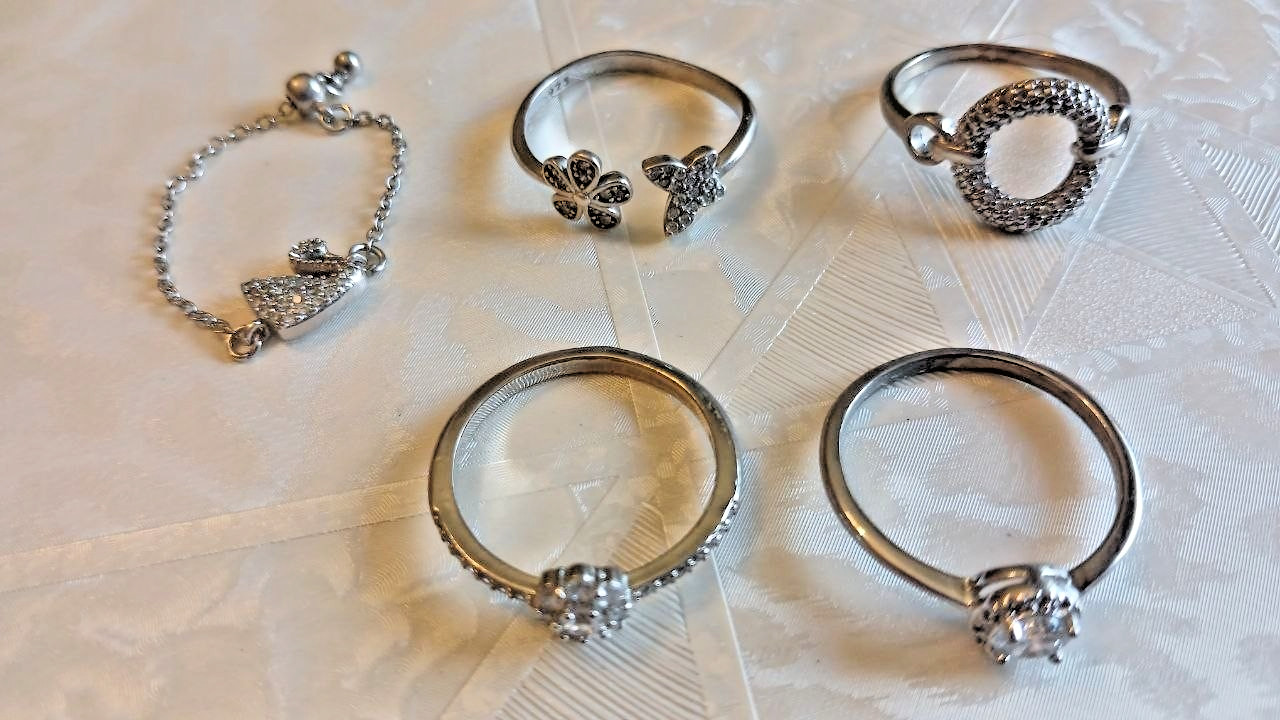 Silver Tone Crystal Swan Bracelet & Rings Set 5Pcs Fashion Jewelry For Women